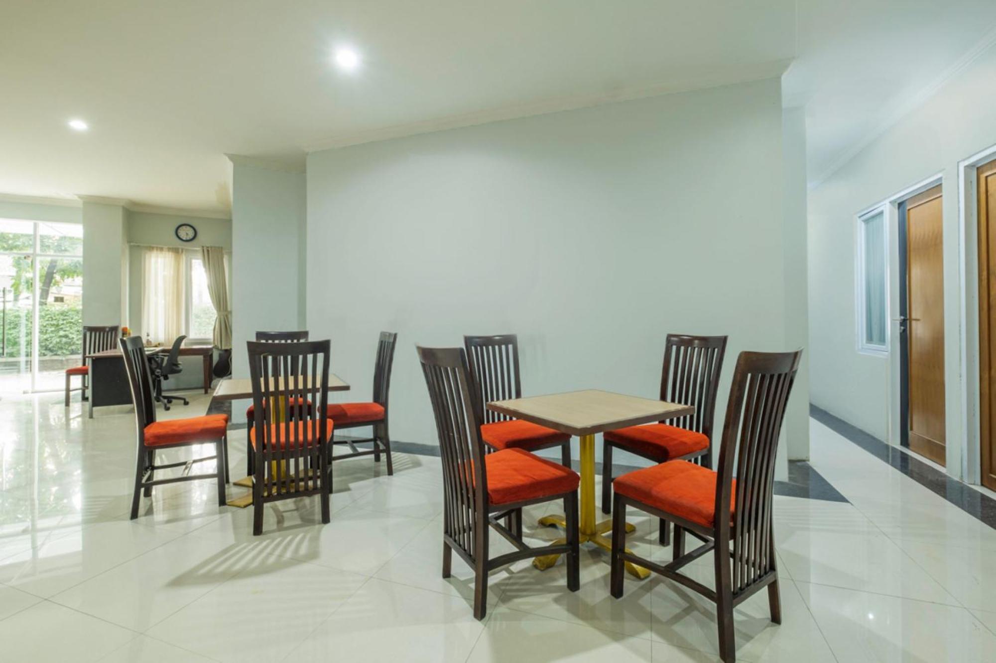 Oyo Living 2195 Al Jazeerah Residence Syariah Μπαντούνγκ Εξωτερικό φωτογραφία